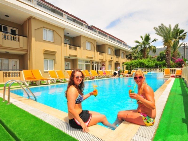 Ozturk Apart Hotel Marmaris Esterno foto